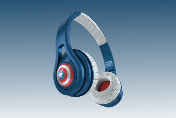 Marvel Headphones: Packaging and Displays